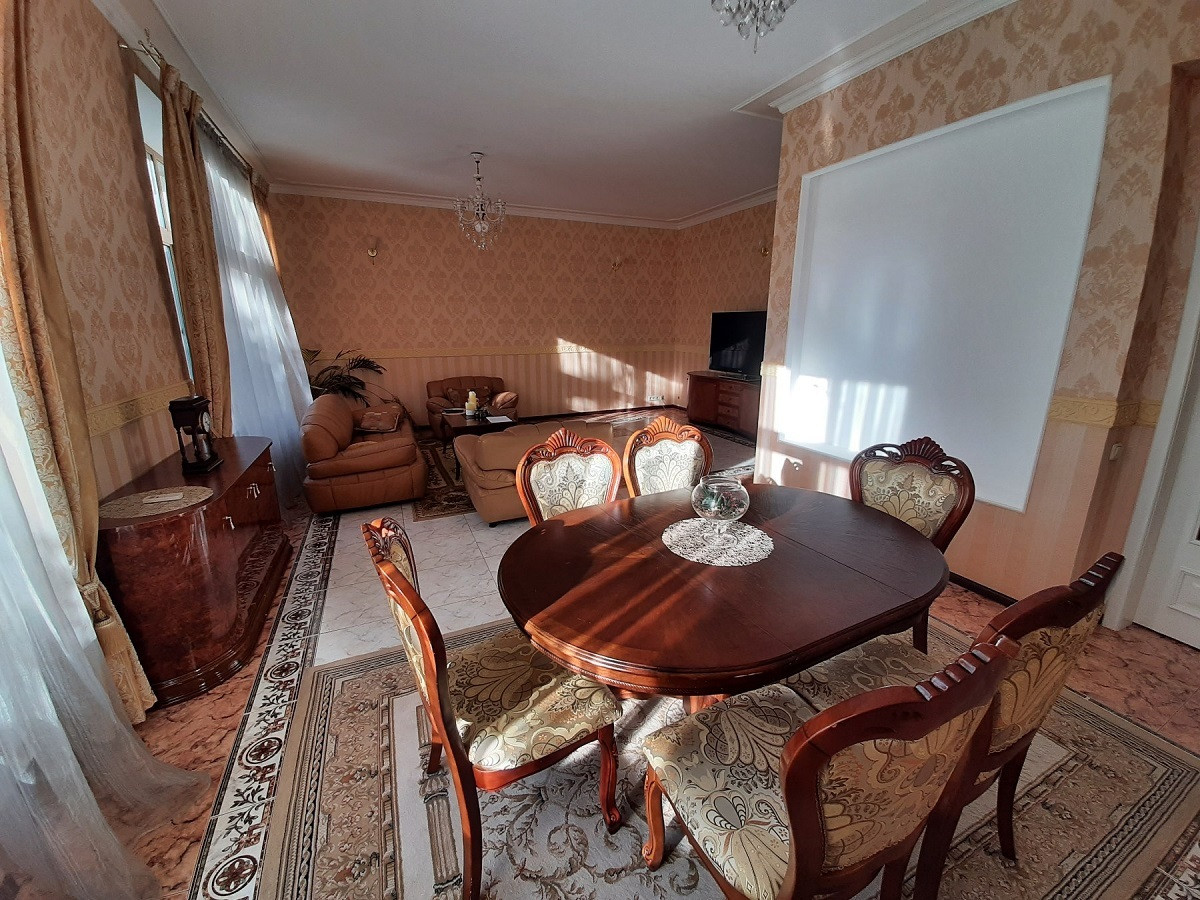 Продажа 4к квартиры в Киеве,  Терещенковская ул., 5 8