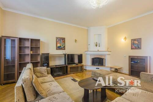 Продажа 3к квартиры в Киеве,  Кропивницкого ул., 18 0