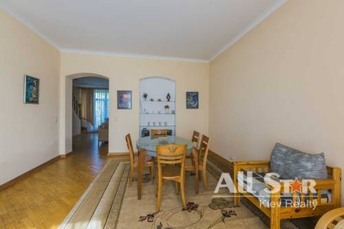 Продажа 3к квартиры в Киеве,  Кропивницкого ул., 18 2