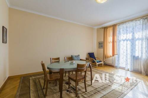 Продажа 3к квартиры в Киеве,  Кропивницкого ул., 18 3