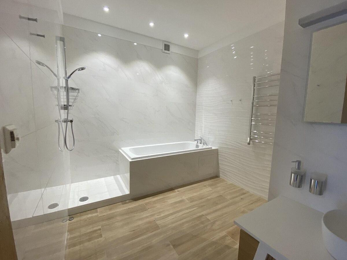 Продажа 3к квартиры в Киеве,  ЖК Карнеги Тауер, Кловский спуск, 7 7