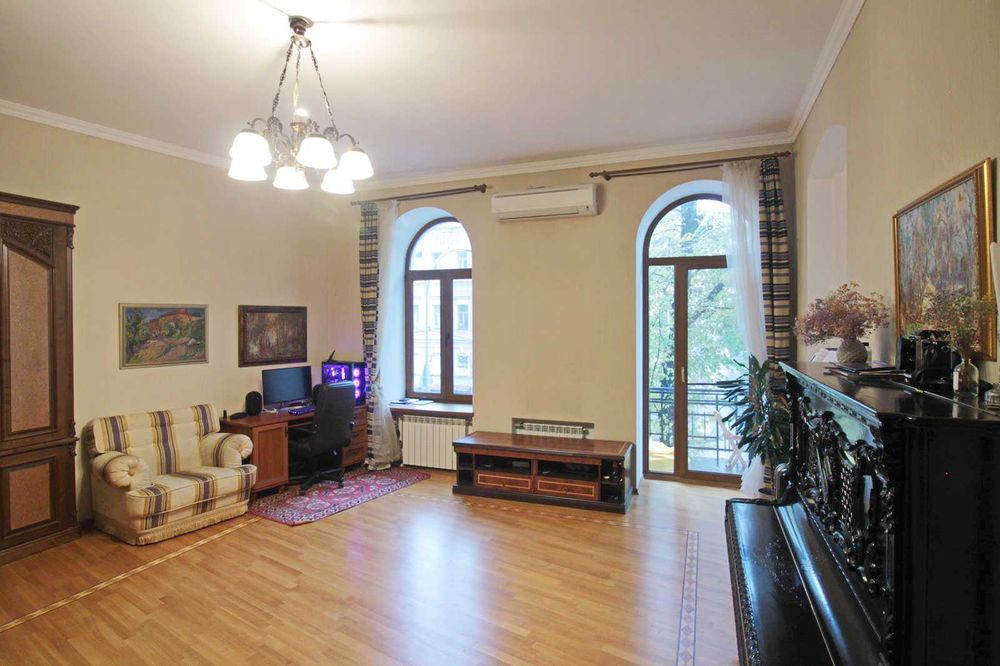 Продажа 2к квартиры в Киеве,  Владимирская ул., 5 0