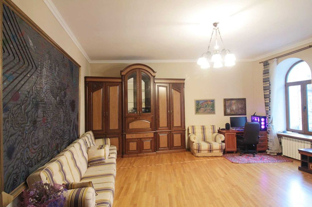 Продажа 2к квартиры в Киеве,  Владимирская ул., 5 2