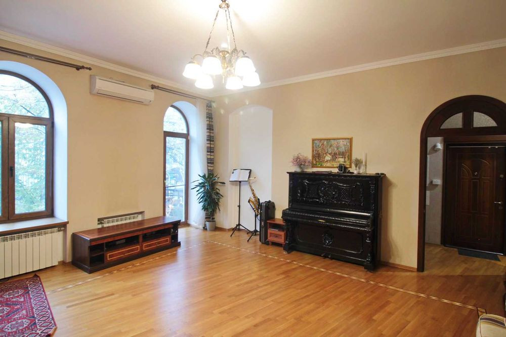 Продажа 2к квартиры в Киеве,  Владимирская ул., 5 3