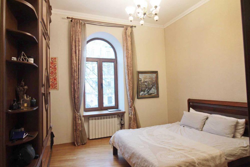 Продажа 2к квартиры в Киеве,  Владимирская ул., 5 4