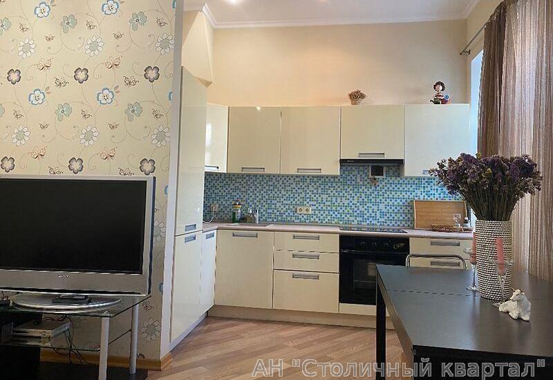Продажа 3к квартиры в Киеве,  Толстого Льва ул., 43 0