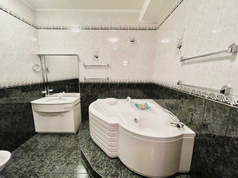 Продажа 5к квартиры в Киеве,  Павловская ул., 18 5
