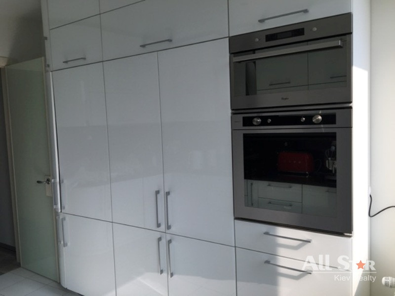 Продажа 3к квартиры в Киеве,  Гоголевская ул., 37/2 5