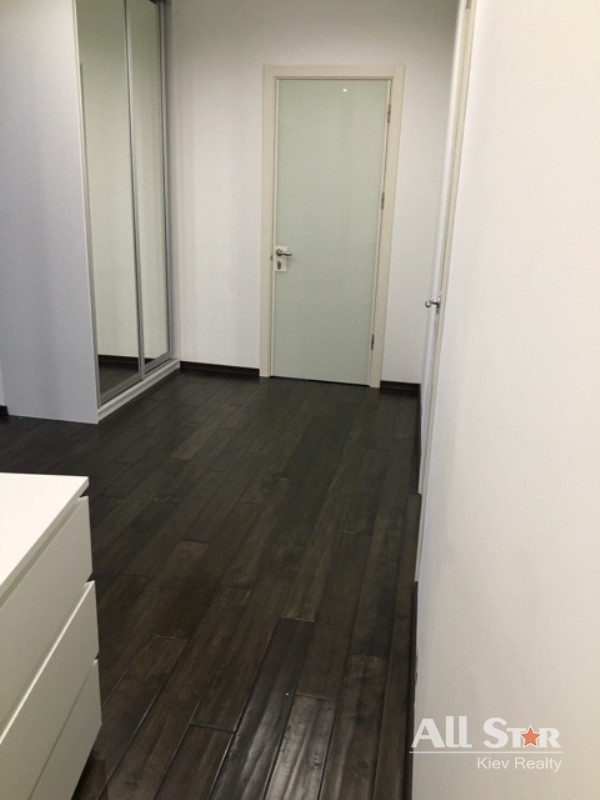 Продажа 3к квартиры в Киеве,  Гоголевская ул., 37/2 18