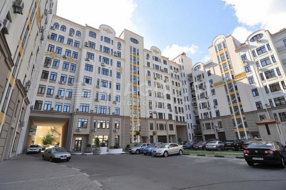 Продажа 3к квартиры в Киеве,  Щекавицкая ул., 30/39 0