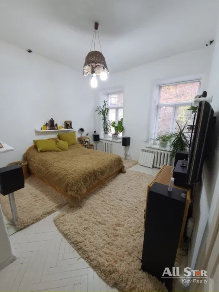 Продажа 2к квартиры в Киеве,  Андреевский спуск, 11 5
