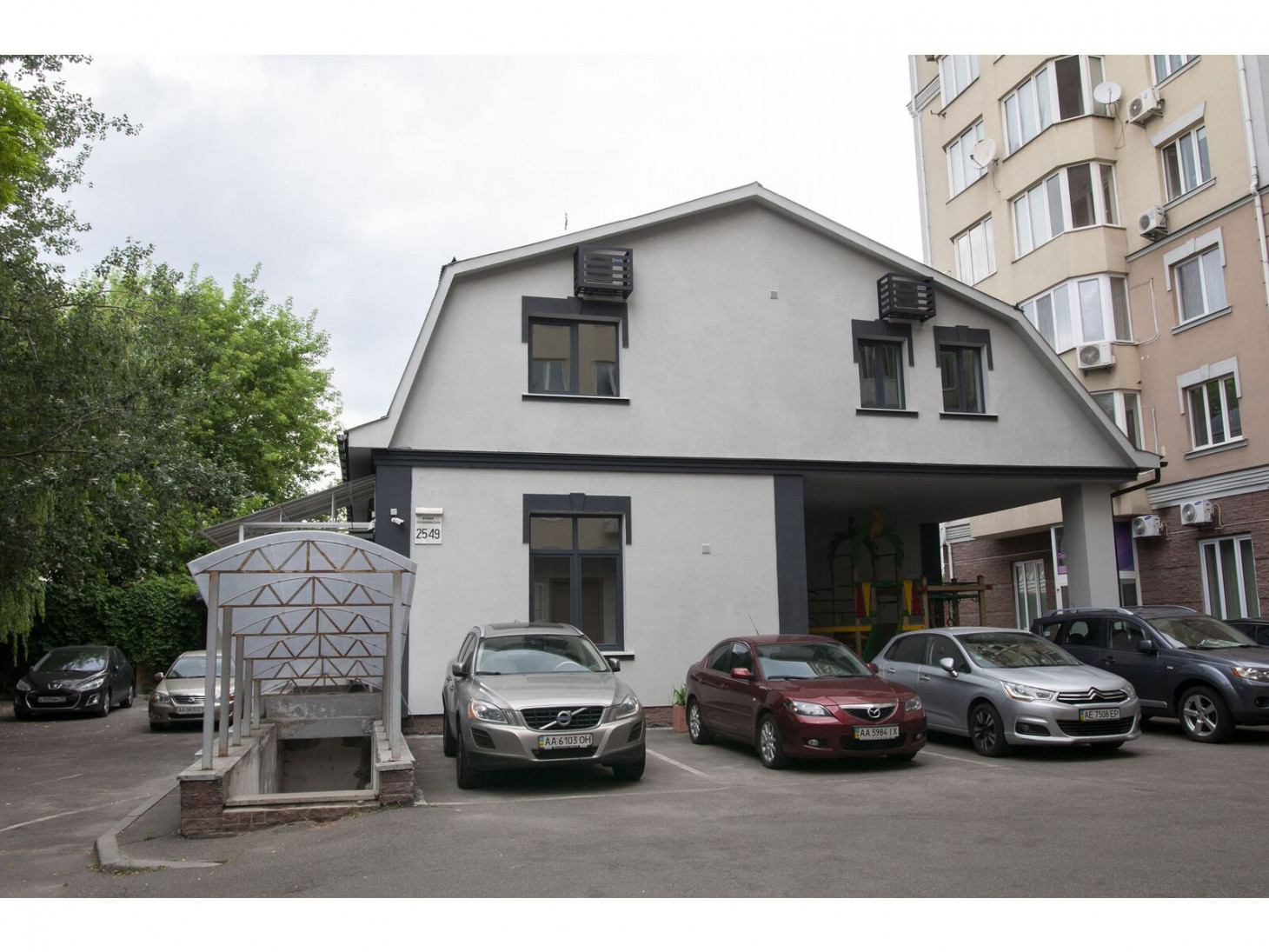 Продажа здания в Киеве,  Почайнинская ул., 25/49 0
