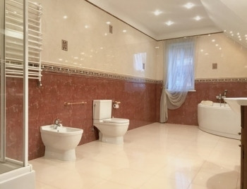 Продажа 7к дома в Киеве,  Черногорская ул., 12