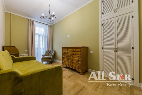 Аренда 4к квартиры в Киеве,  Софиевская ул., 25 5