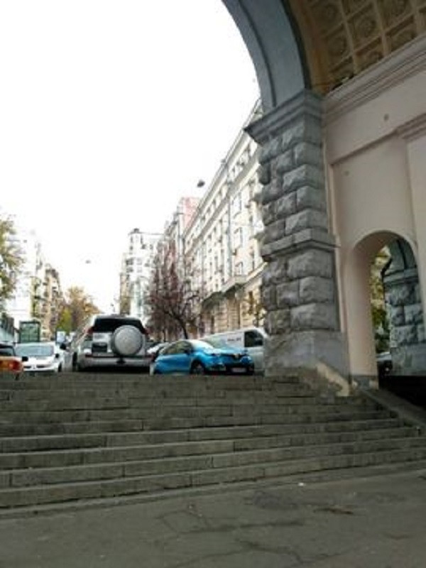 Продажа 3к квартиры в Киеве,  Лютеранская ул., 2