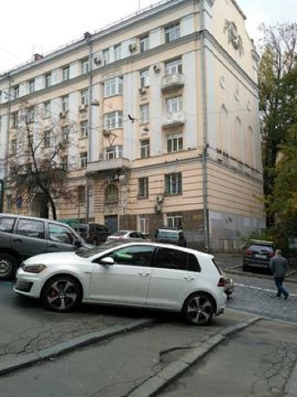 Продажа 3к квартиры в Киеве,  Лютеранская ул., 4