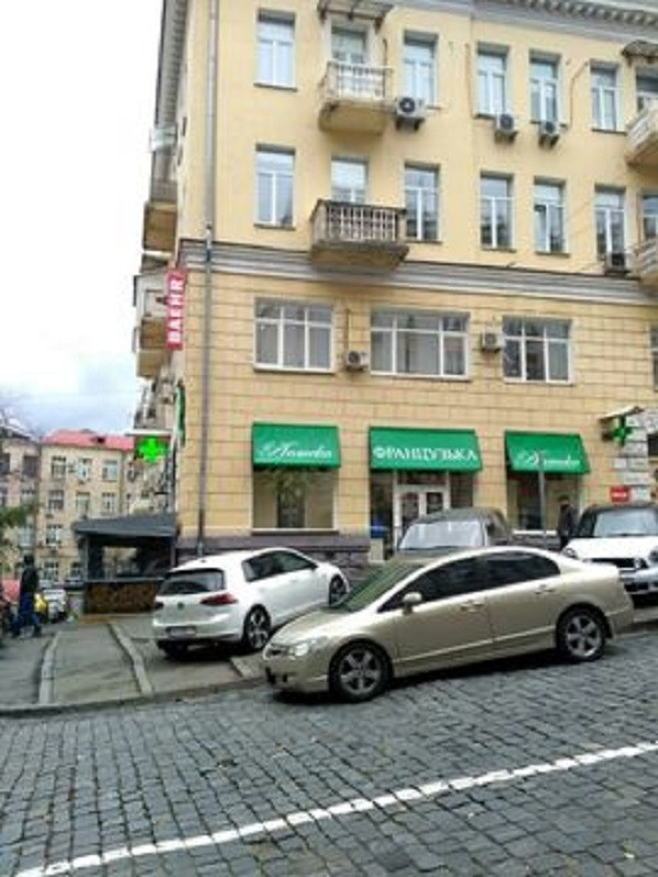 Продажа 3к квартиры в Киеве,  Лютеранская ул., 5