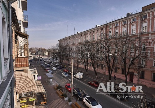 Продаж 5к квартири в Києві,  Велика Житомирська вул., 6/11 19