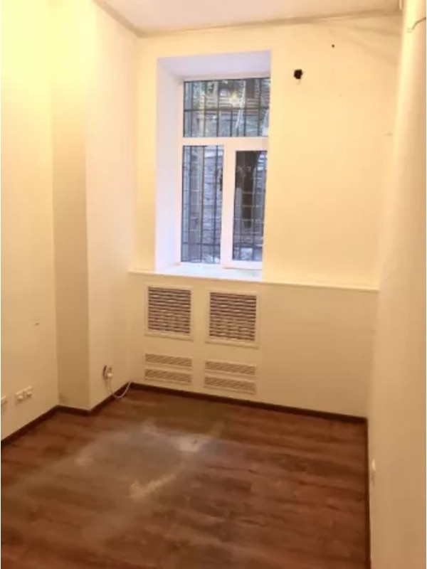 Продажа 3к квартиры в Киеве,  Малоподвальная ул., 4 4
