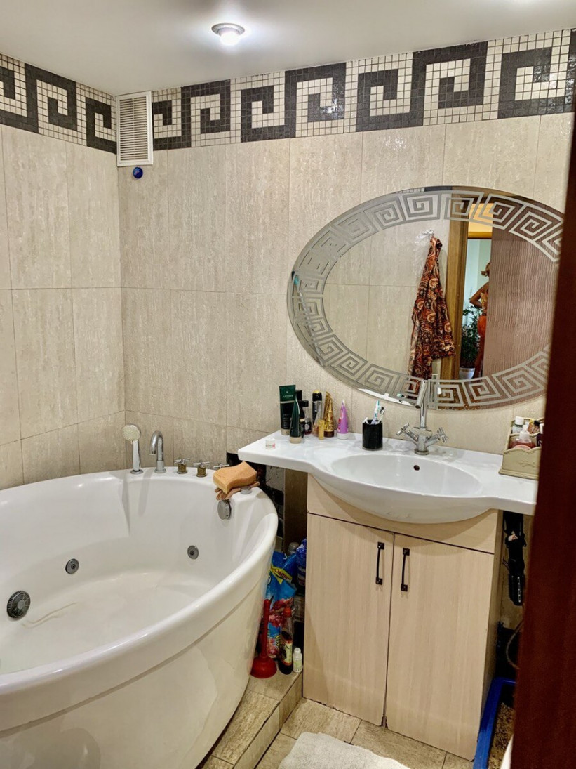 Продажа 2к квартиры в Киеве,  Бульварно-Кудрявская ул. (Воровского ул.), 6 8