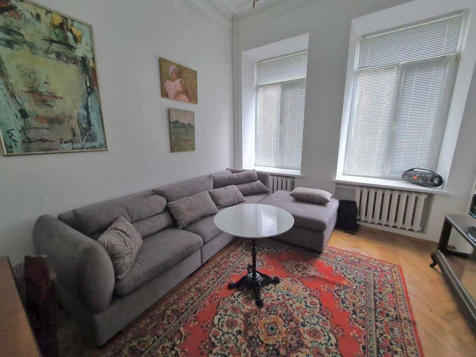 Продажа 2к квартиры в Киеве,  Десятинная ул., 0