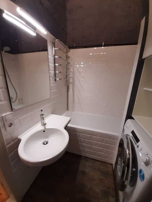 Продажа 2к квартиры в Киеве,  Десятинная ул., 11