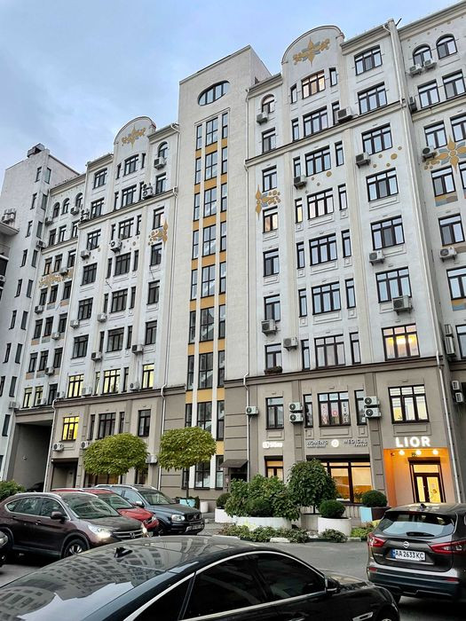 Продажа 3к квартиры в Киеве,  Щекавицкая ул., 30/39 5