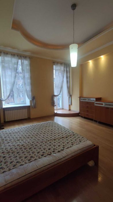 Продажа 3к квартиры в Киеве,  Тарасовская ул., 6А 3