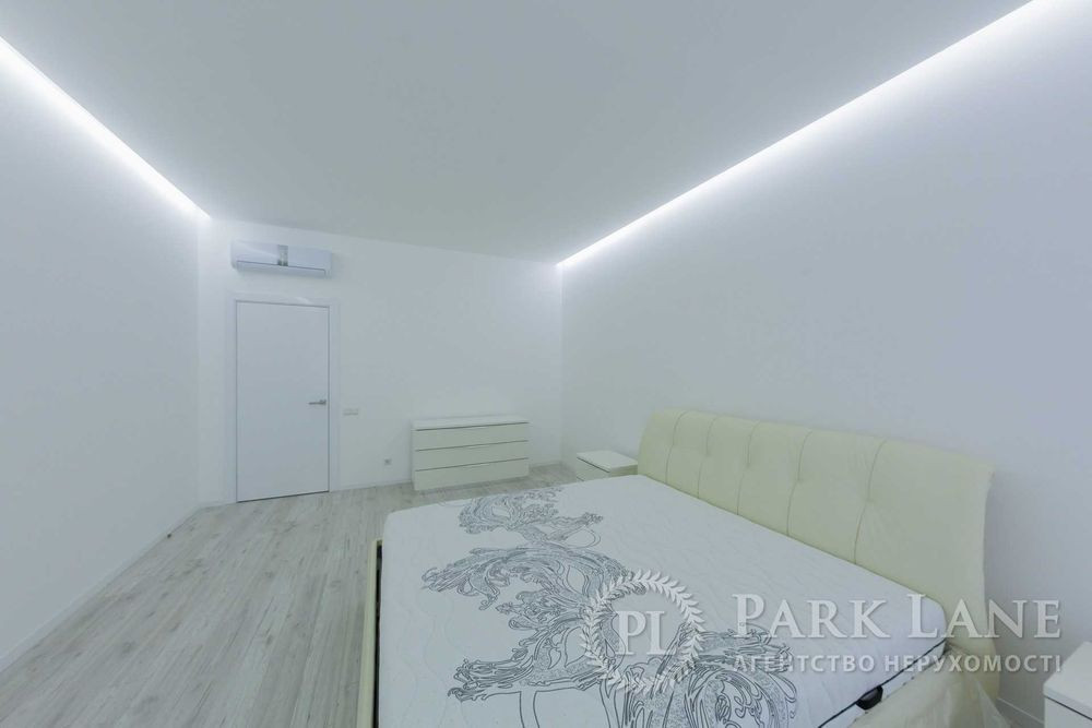 Аренда 3к квартиры в Киеве, Кловский спуск, 7 6
