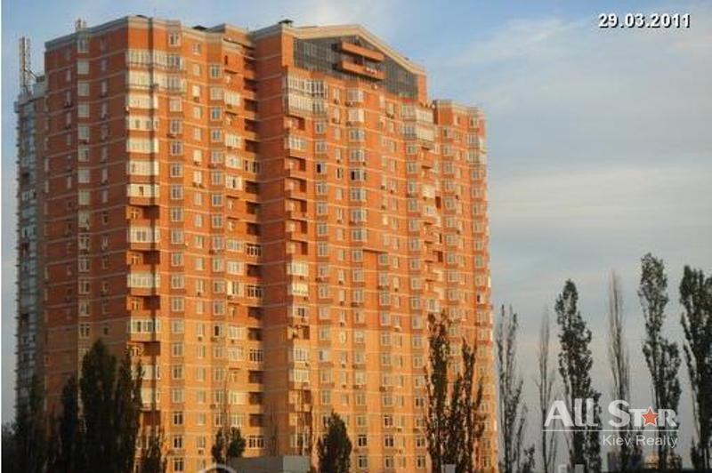 Аренда 6к квартиры в Киеве,  Коновальца ул. (Щорса ул.), 32Г 1
