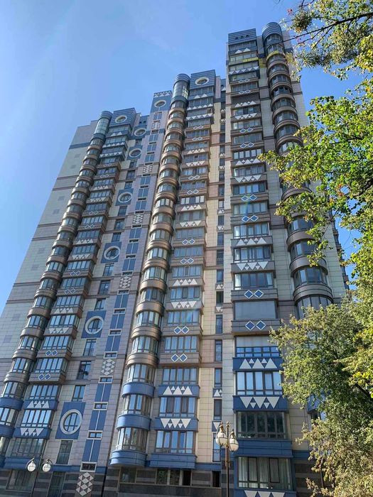 Продаж 3к квартири в Києві, ЖК Липська Вежа, Інститутська вул., 18А 0