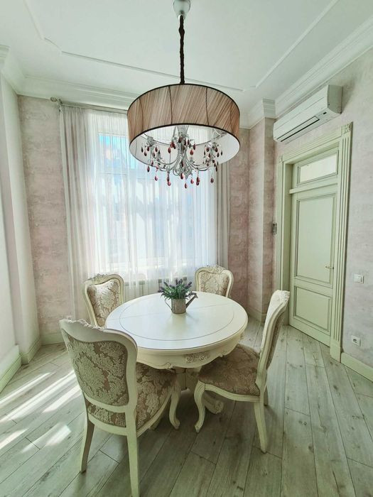 Аренда 3к квартиры в Киеве, Крещатик ул., 23 5