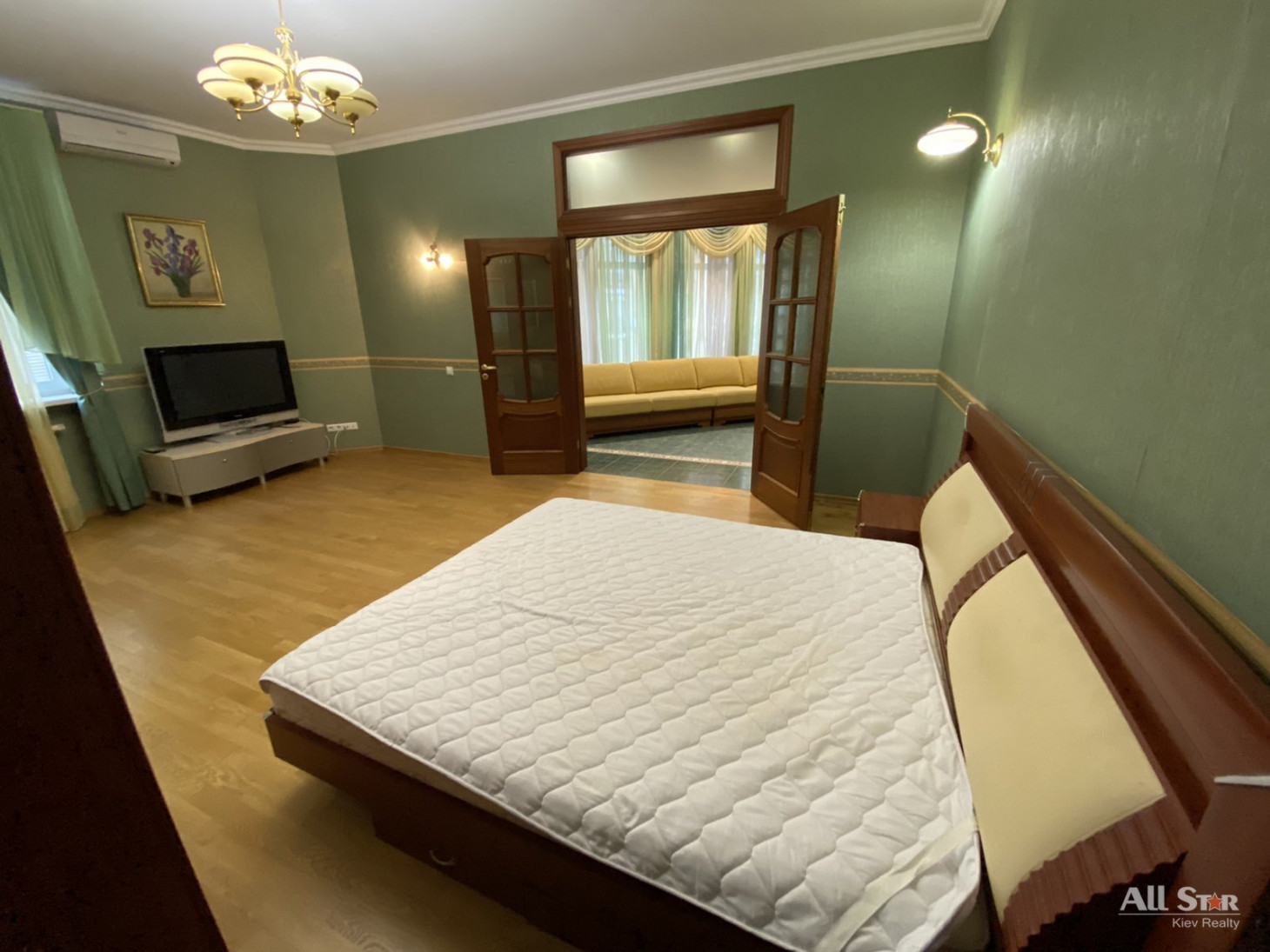 Продажа 4к квартиры в Киеве,  Коновальца ул. (Щорса ул.), 32А 4