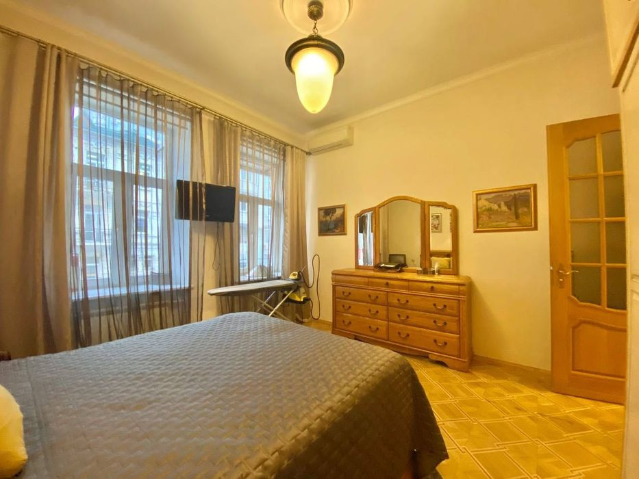 Продажа 3к квартиры в Киеве,  Тургеневская ул., 81 14
