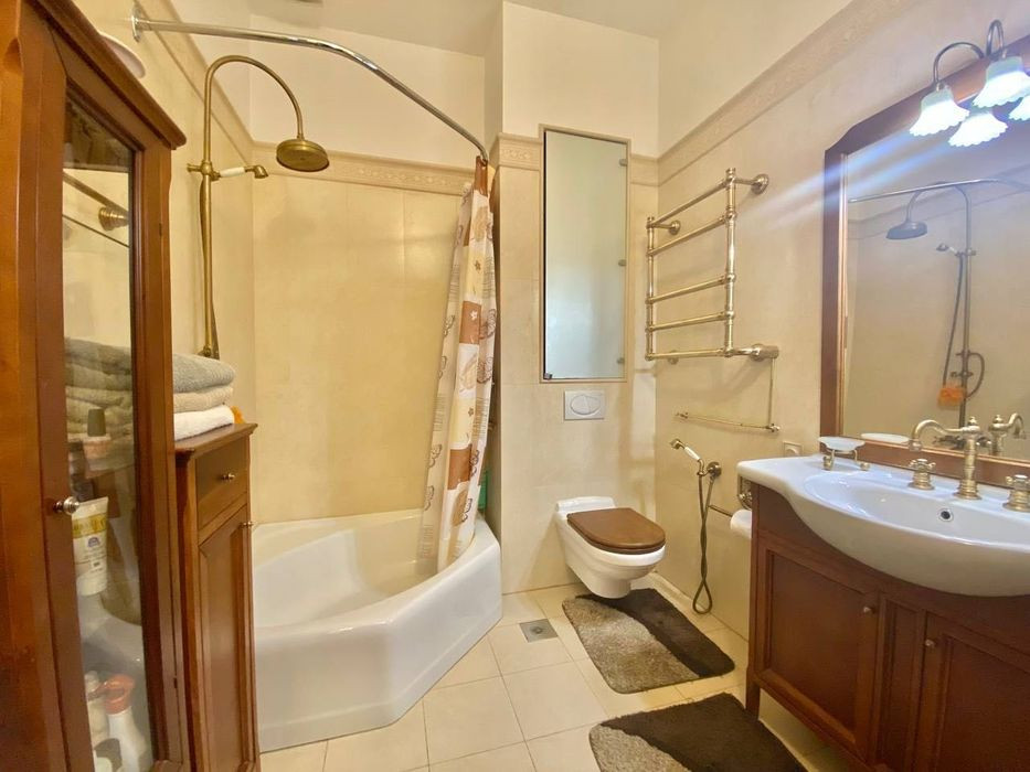 Продажа 3к квартиры в Киеве,  Тургеневская ул., 81 17