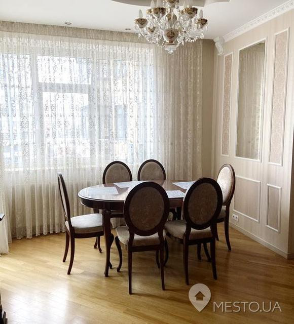 Аренда 4к квартиры в Киеве,  Старонаводницкая ул., 6Б 12