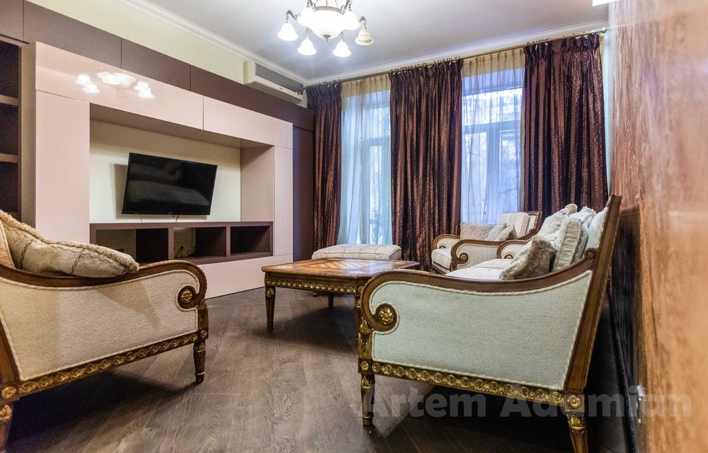 Продажа 4к квартиры в Киеве,  Гончара Олеся ул., 44 0