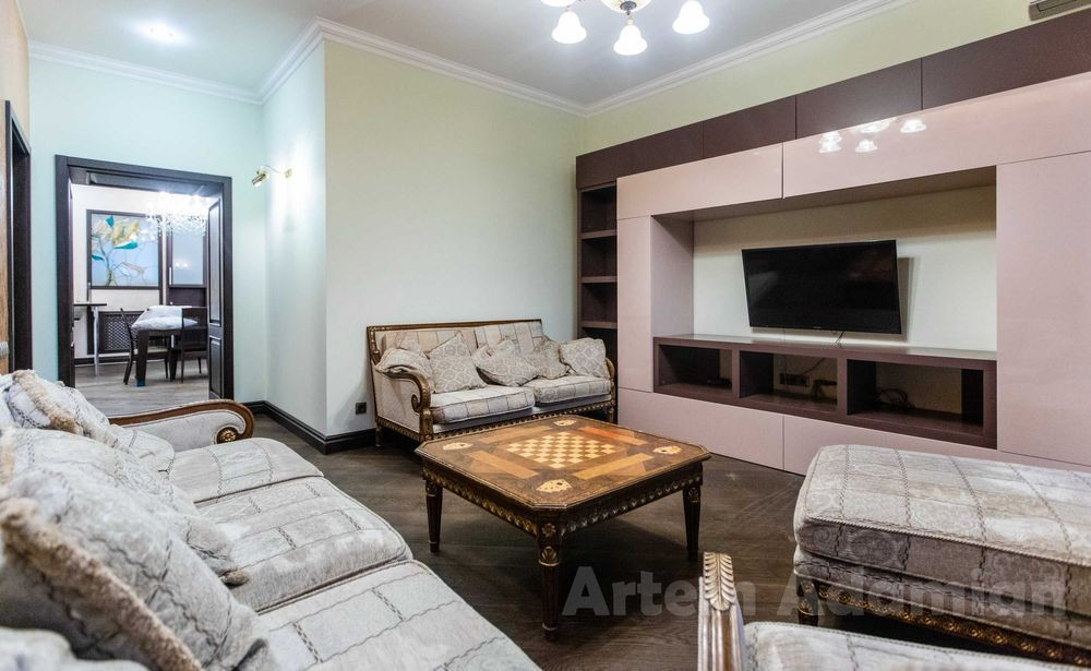 Продажа 4к квартиры в Киеве,  Гончара Олеся ул., 44 21