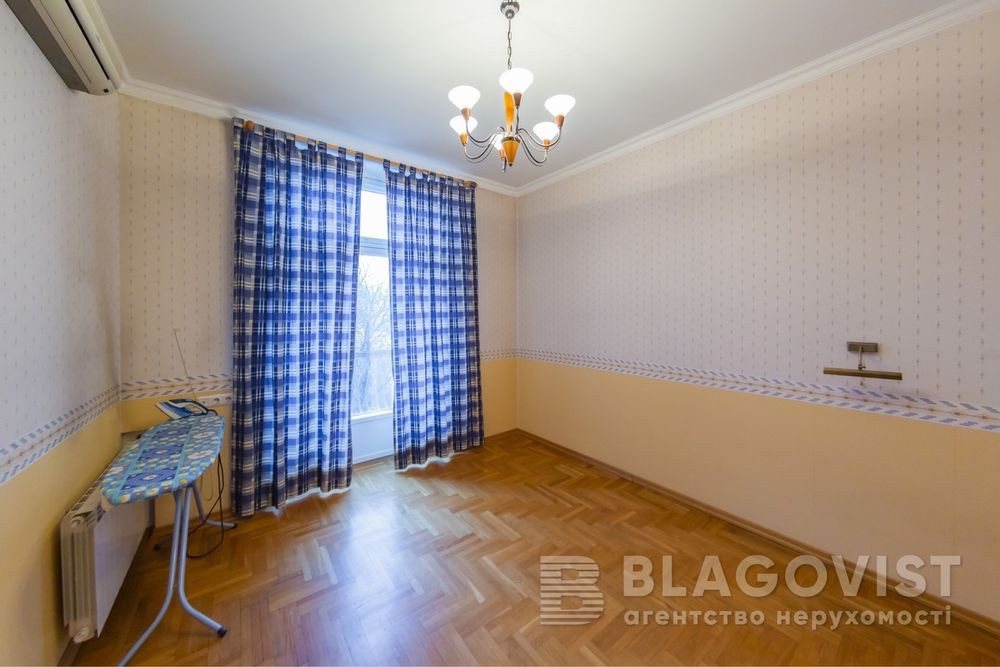 Продажа 3к квартиры в Киеве,  Коцюбинского Михаила ул., 2 11