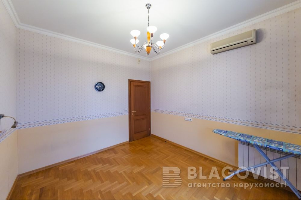 Продажа 3к квартиры в Киеве,  Коцюбинского Михаила ул., 2 12