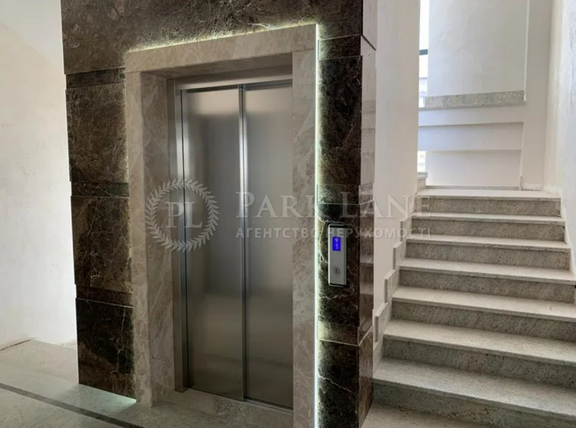 Продажа 4к квартиры в Киеве,  Тарасовская ул., 9В 3