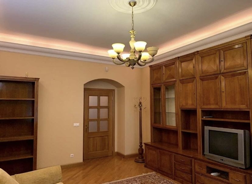 Продажа 2к квартиры в Киеве,  Банковая ул., 1/10 5