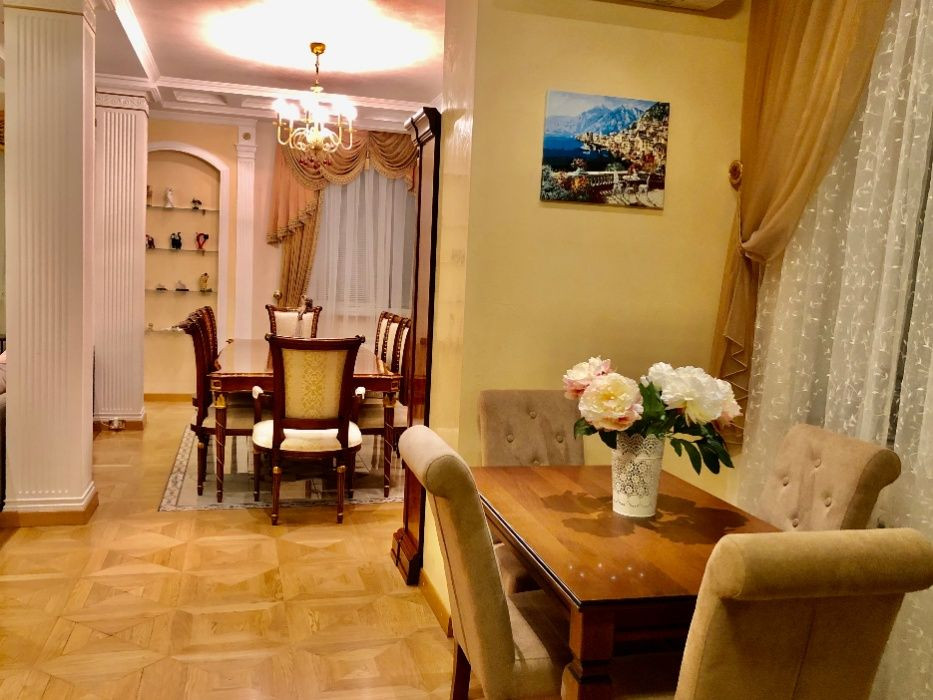 Продажа 4к квартиры в Киеве,  Старонаводницкая ул., 13А 14