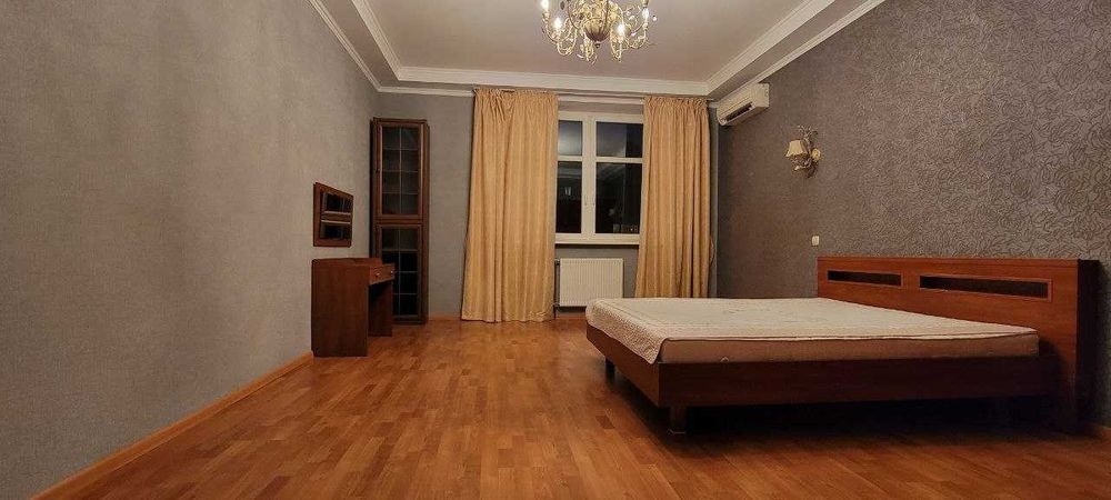Аренда 3к квартиры в Киеве,  Коновальца ул. (Щорса ул.), 32Б 1