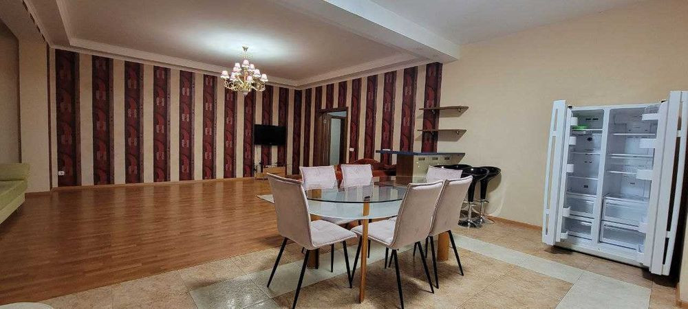 Аренда 3к квартиры в Киеве,  Коновальца ул. (Щорса ул.), 32Б 12