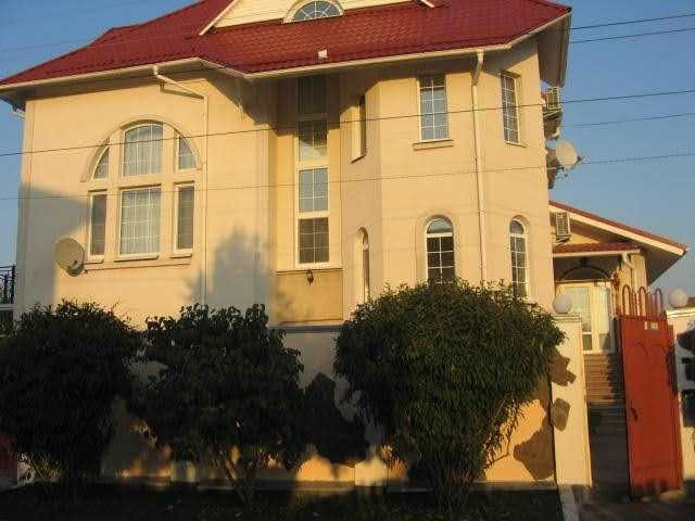 Аренда 6к дома в Киеве,  Петропавловская Борщаговка, 15
