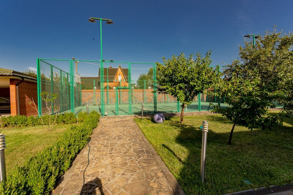 Аренда 4к дома в Киеве,  Петропавловская Борщаговка, 19