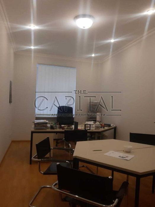 Продажа 2к квартиры в Киеве,  Богдана Хмельницкого ул., 1