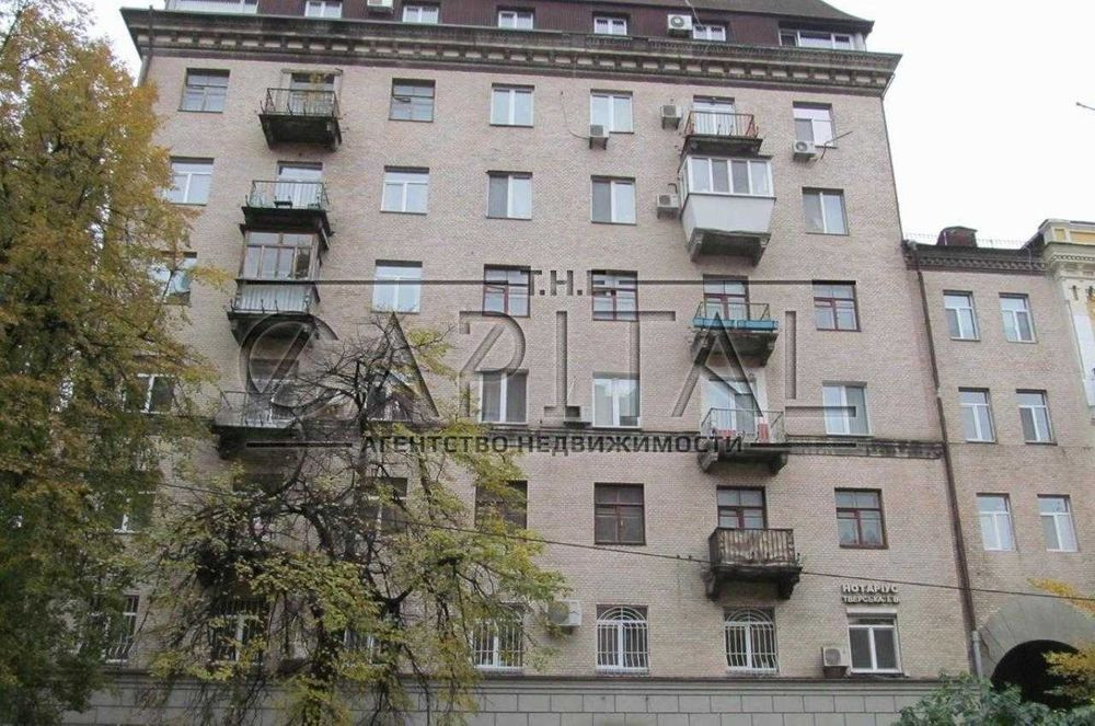 Продажа 2к квартиры в Киеве,  Богдана Хмельницкого ул., 3