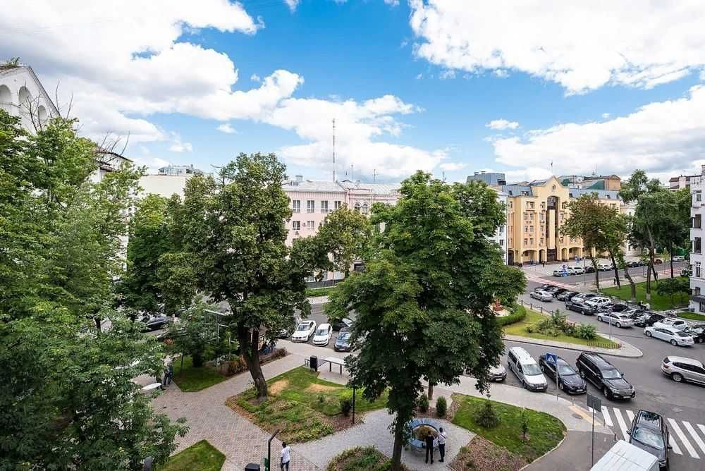 Продажа 4к квартиры в Киеве,  Рейтарская ул., 4 9